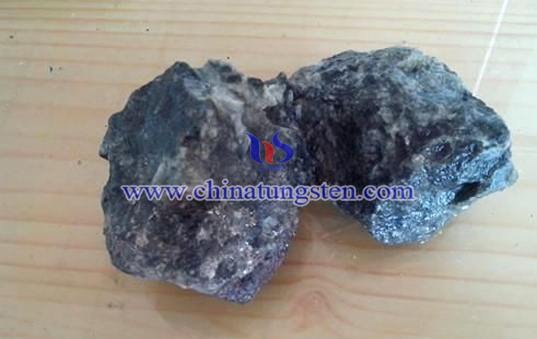 Tungsten Ore Picture